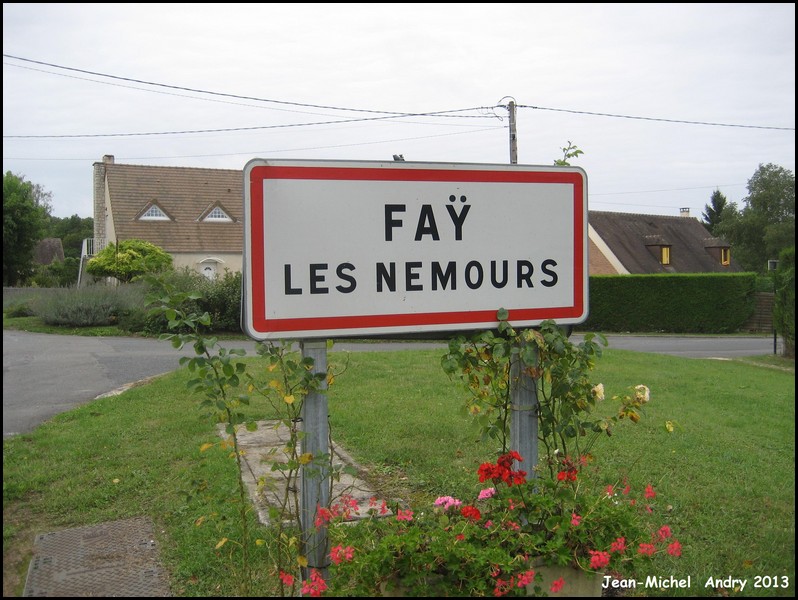 Faÿ-lès-Nemours 77 - Jean-Michel Andry.jpg