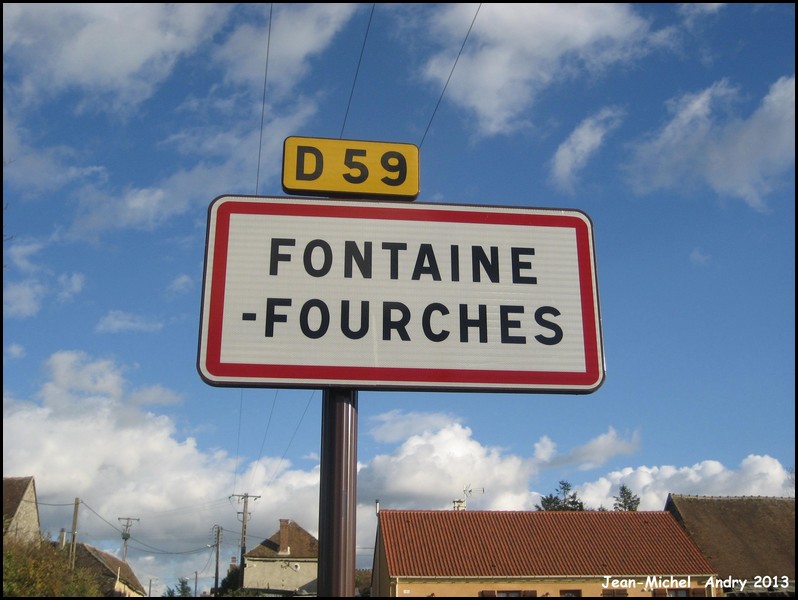 Fontaine-Fourches 77 - Jean-Michel Andry.jpg