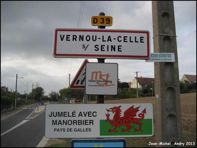 Vernou-la-Celle-sur-Seine 77 - Jean-Michel Andry.jpg