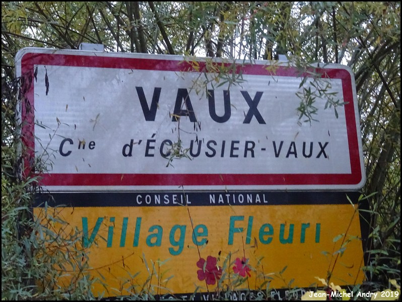 Éclusier-Vaux 2 80 - Jean-Michel Andry.jpg