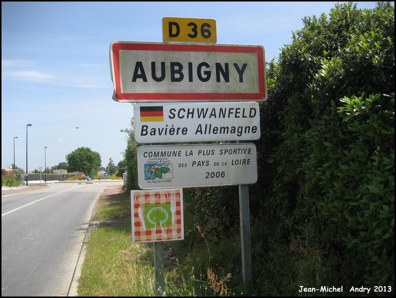 Aubigny-Les Clouzeaux 1  85 - Jean-Michel Andry.jpg