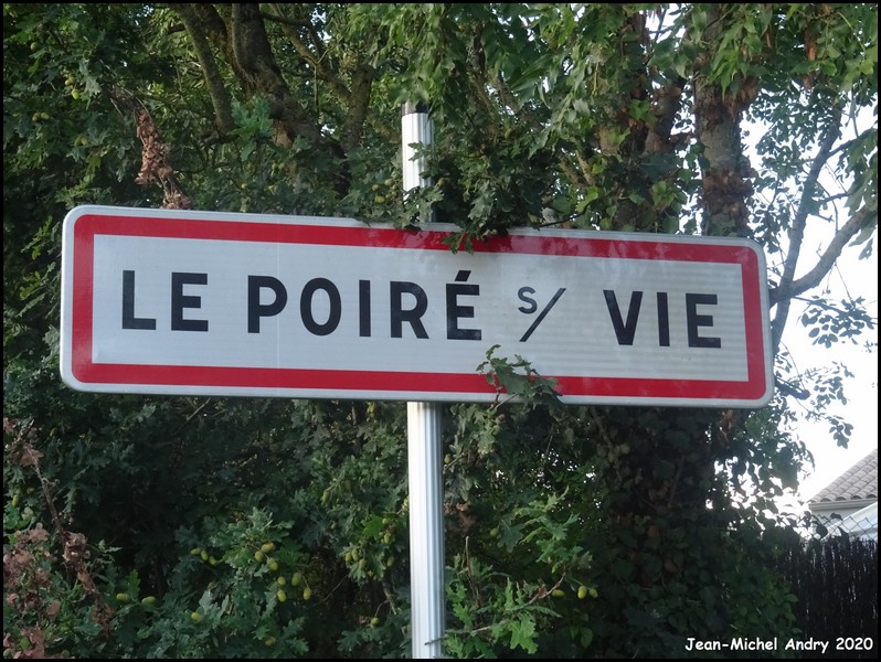 Le Poiré-sur-Vie 85 - Jean-Michel Andry.jpg