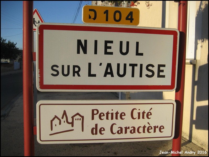 Nieul-sur-l'Autise  85 - Jean-Michel Andry.jpg