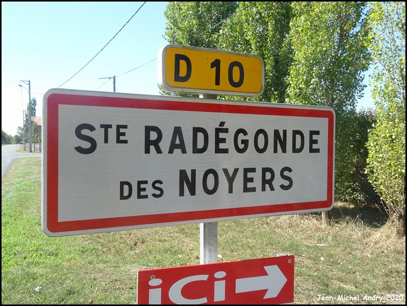 Sainte-Radégonde-des-Noyers 85 - Jean-Michel Andry.jpg