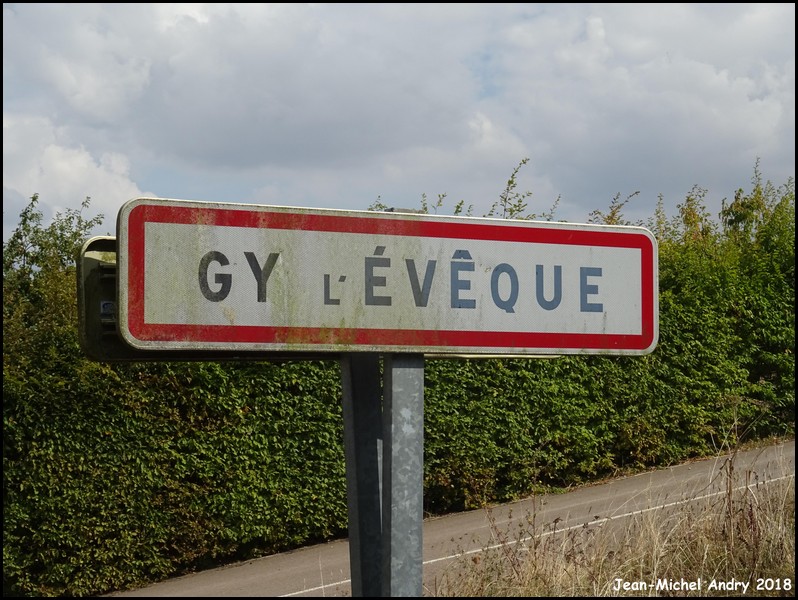 Gy-l'Évêque 89 - Jean-Michel Andry.jpg