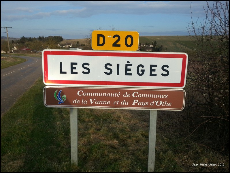 Les Sièges 89 - Jean-Michel Andry.jpg