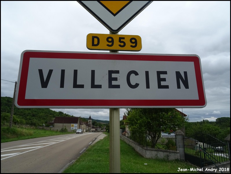 Villecien 89 - Jean-Michel Andry.jpg