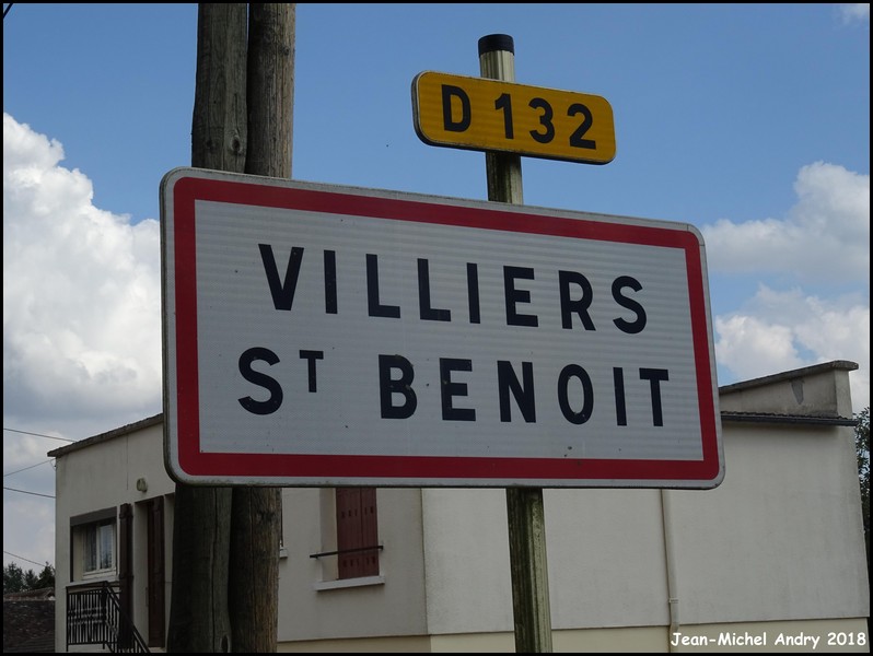 Villiers-Saint-Benoît 89 - Jean-Michel Andry.jpg